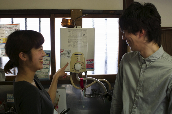 DSC00407 【突撃自宅訪問】下北沢で築50年！1K風呂なし物件に住む女性の都市型サバイバルライフ